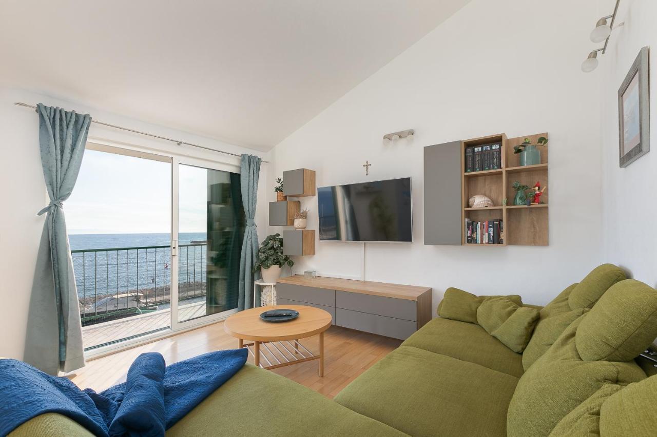 Apartment By The Sea Podgora Exterior foto